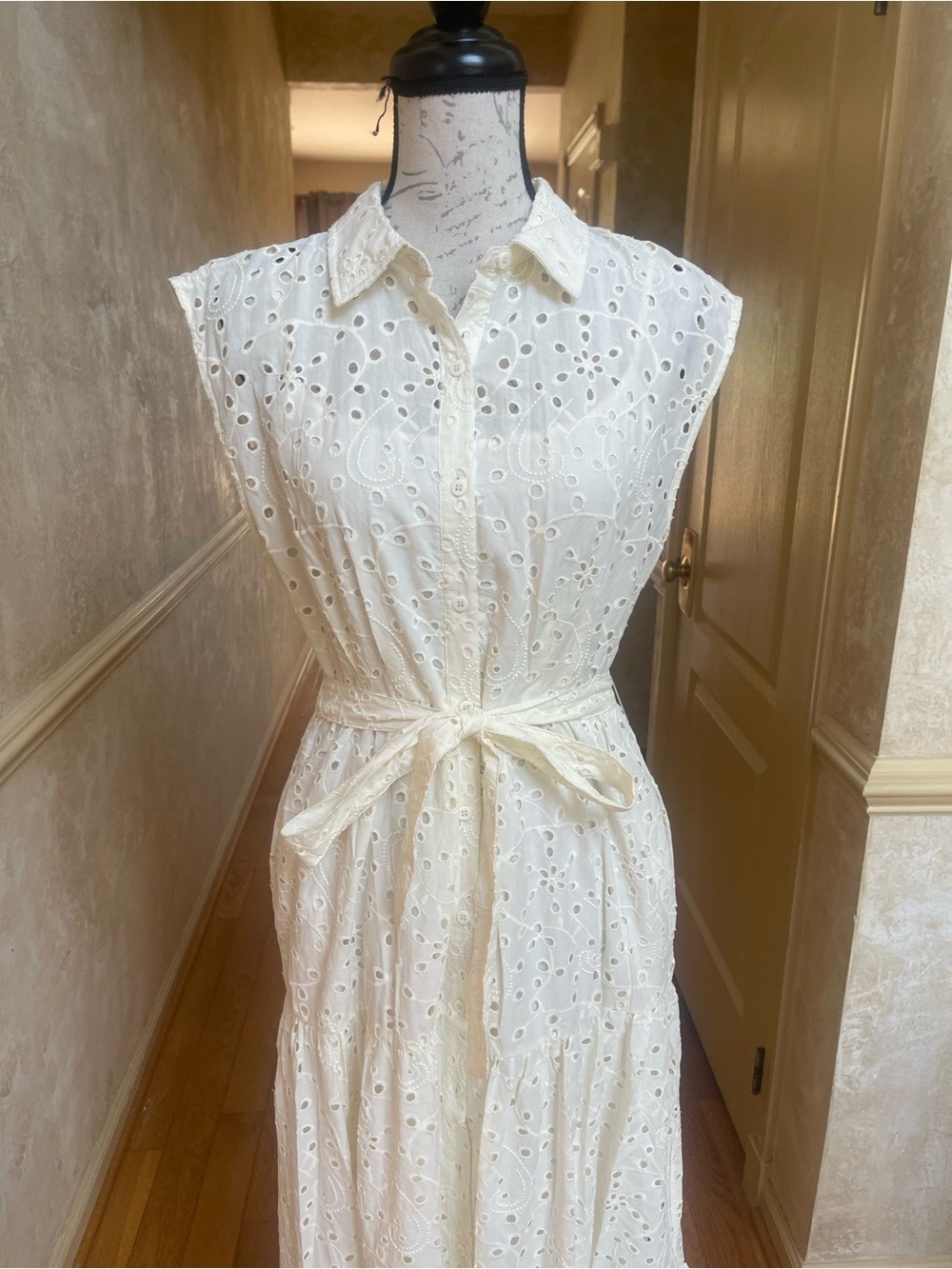 NWT Steve Madden Clover Eyelet Maxi Dress Marshmallow White Cotton Size Medium - Picture 3 of 11